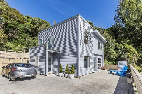 Photo of property in 24a Kellsmere Crescent, Island Bay, Wellington, 6023