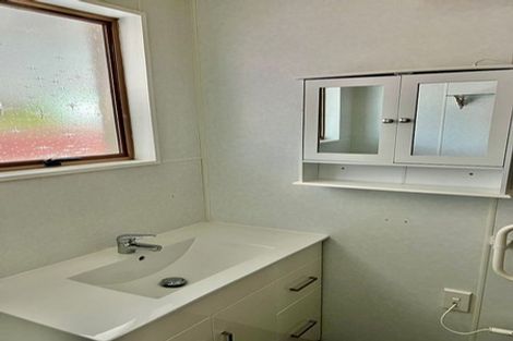 Photo of property in 2/30 Whitley Avenue, Ebdentown, Upper Hutt, 5018