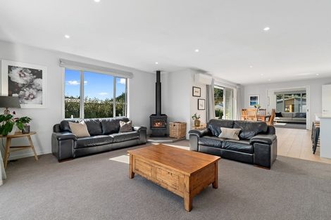 Photo of property in 63 Minaret Ridge, Wanaka, 9305
