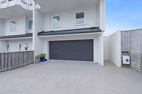 Photo of property in 74u2 Jubilee Road, Khandallah, Wellington, 6035