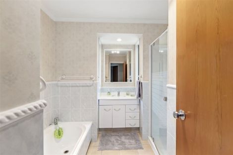 Photo of property in 13 Claremont Rise, Levin, 5510