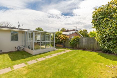 Photo of property in 36 Condell Avenue, Papanui, Christchurch, 8053