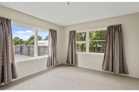 Photo of property in 5 Tara Street, Riccarton, Christchurch, 8041