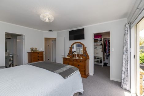 Photo of property in 5a Nathan Avenue, Paraparaumu Beach, Paraparaumu, 5032
