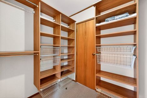 Photo of property in 2/50 Masterton Road, Rothesay Bay, Auckland, 0630