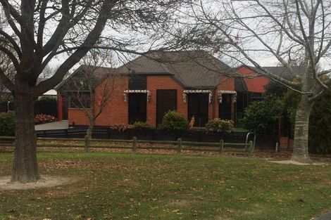 Photo of property in 1/33a Cricklewood Place, Avonhead, Christchurch, 8042