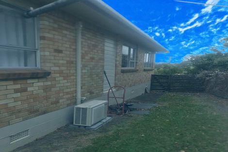 Photo of property in 22 Penton Road, Stanmore Bay, Whangaparaoa, 0932