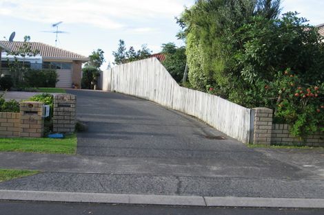 Photo of property in 12 Judd Place, Orewa, 0931