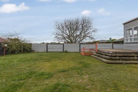 Photo of property in 1 Quinn Road, Levin, 5510