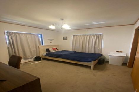 Photo of property in 3/76 Kaurilands Road, Titirangi, Auckland, 0604