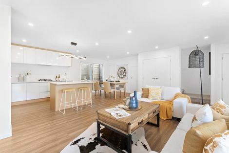 Photo of property in 1/4118b Great North Road, Glen Eden, Auckland, 0602