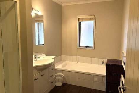 Photo of property in 42 Overbury Crescent, Rolleston, 7614