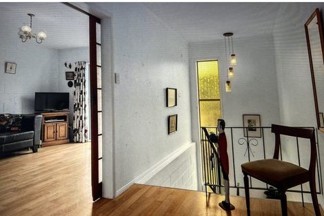 Photo of property in 4/772 Beach Road, Browns Bay, Auckland, 0630