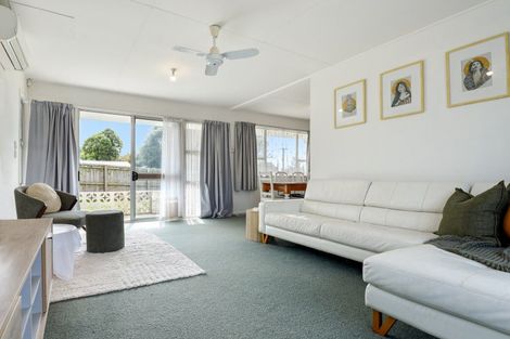 Photo of property in 1 Bay Grove, Pukehangi, Rotorua, 3015