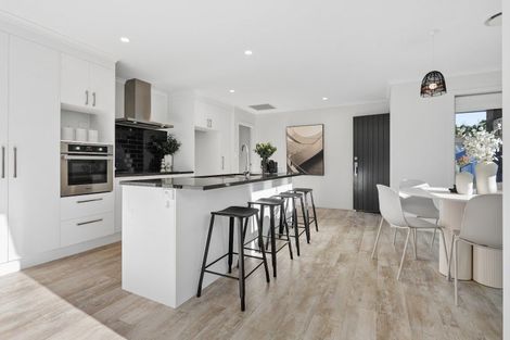 Photo of property in 79 Pakanga Grove, Pyes Pa, Tauranga, 3112