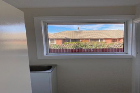 Photo of property in 32 Bevington Street, Avonhead, Christchurch, 8042