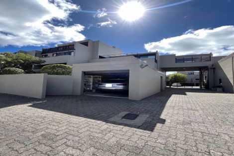 Photo of property in Highwic, 32u2 Hobson Street, Thorndon, Wellington, 6011
