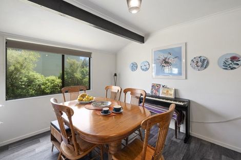 Photo of property in 29 Matthew Place, Kawaha Point, Rotorua, 3010