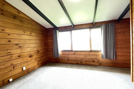 Photo of property in 26 Seaview Road, Glenfield, Auckland, 0629