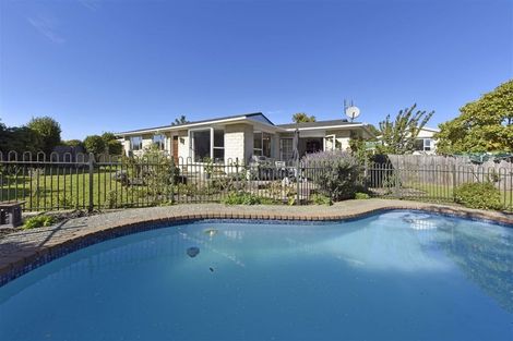 Photo of property in 42 Toorak Avenue, Avonhead, Christchurch, 8042