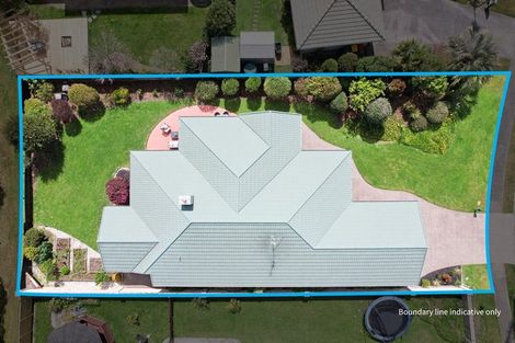 Photo of property in 52 Kath Hopper Drive, Orewa, 0931