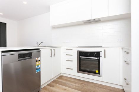 Photo of property in 13 Tokai Place, Glen Eden, Auckland, 0602