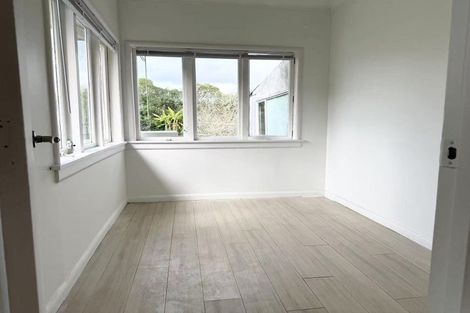 Photo of property in 98 Portage Road, New Lynn, Auckland, 0600