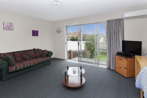 Photo of property in 41 Oldwood Street, Bishopdale, Christchurch, 8053