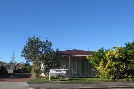 Photo of property in 2/141 Nelson Crescent, Napier South, Napier, 4110