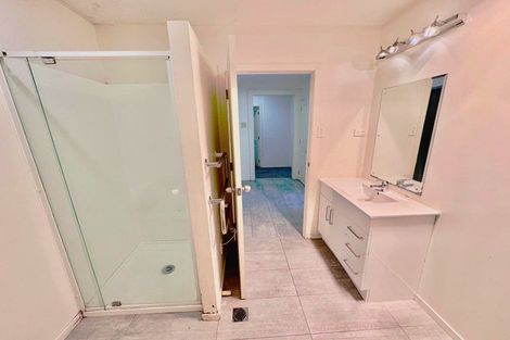 Photo of property in 25 Montilla Place, Manurewa, Auckland, 2102
