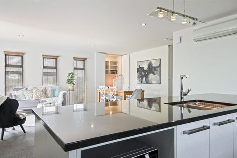 Photo of property in 137 Caledonian Road, St Albans, Christchurch, 8014