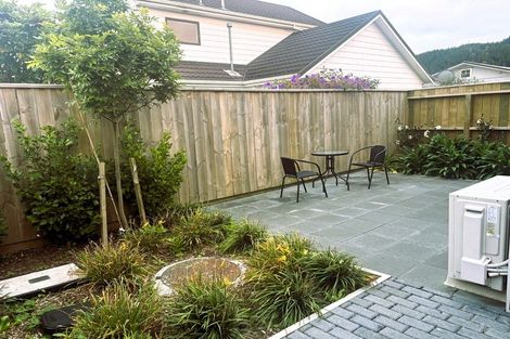 Photo of property in 6/8 Victoria Street, Ebdentown, Upper Hutt, 5018