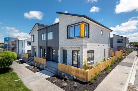 Photo of property in 4/17 Samuel Marsden Place, Whenuapai, 0618