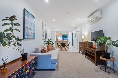 Photo of property in 1/18 Titoki Street, Te Atatu Peninsula, Auckland, 0610