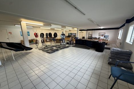 Photo of property in 2 Takaro Avenue, Sockburn, Christchurch, 8042