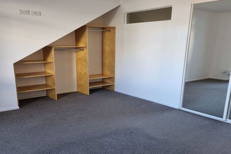 Photo of property in Pirie Street Townhouses, 35u2 Pirie Street, Mount Victoria, Wellington, 6011