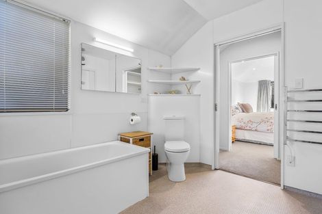 Photo of property in 6b Saint Leonards Square, Sumner, Christchurch, 8081