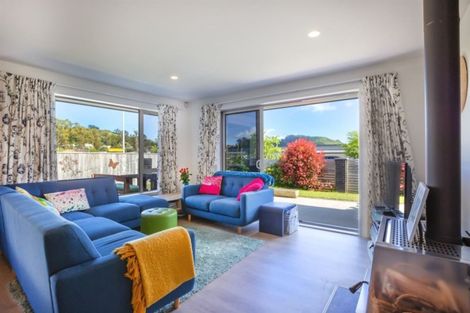 Photo of property in 17 Resolution Drive, Whitby, Porirua, 5024