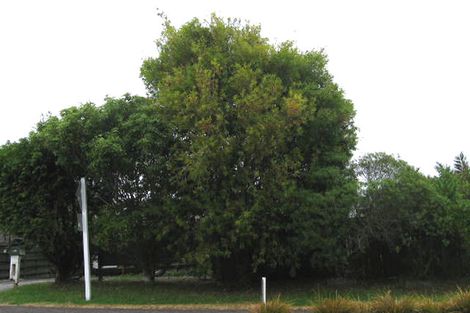 Photo of property in 108 Lauderdale Road, Birkdale, Auckland, 0626