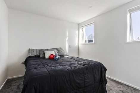 Photo of property in 2/5 Matata Place, Dallington, Christchurch, 8061