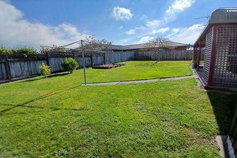 Photo of property in 7 Elizabeth Grove, Stratford, 4332