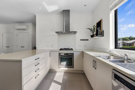 Photo of property in 82 Landing Drive, Pyes Pa, Tauranga, 3112
