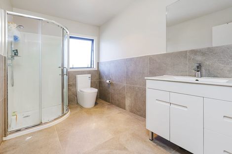 Photo of property in 54d Cambridge Terrace, Papatoetoe, Auckland, 2025