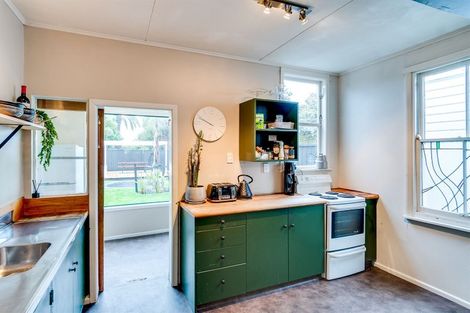 Photo of property in 48 Latham Street, Napier South, Napier, 4110