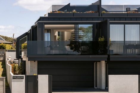 Photo of property in 124b Marine Parade, Mount Maunganui, 3116