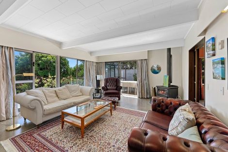 Photo of property in 13 Kotare Street, Waikanae, 5036