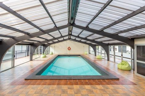 Photo of property in 72-76 Tasman Street, Mount Cook, Wellington, 6021