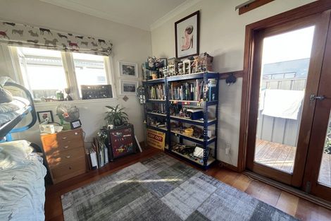 Photo of property in 16 Logan Avenue, Marewa, Napier, 4110