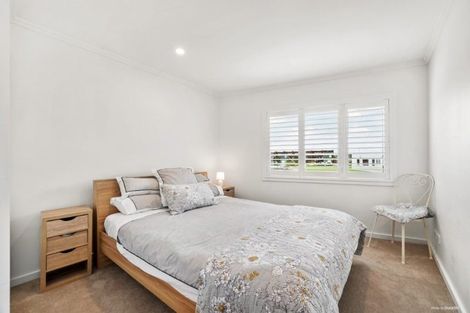 Photo of property in 8 Marine Parade, Hobsonville, Auckland, 0616