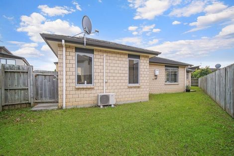 Photo of property in 14 Helianthus Avenue, Flat Bush, Auckland, 2019